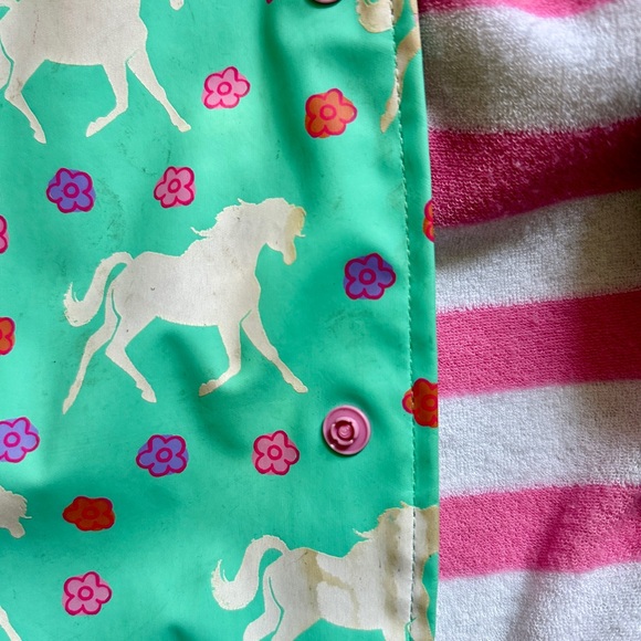 Hatley Color-Changing Rain Jacket - Picture 3 of 5